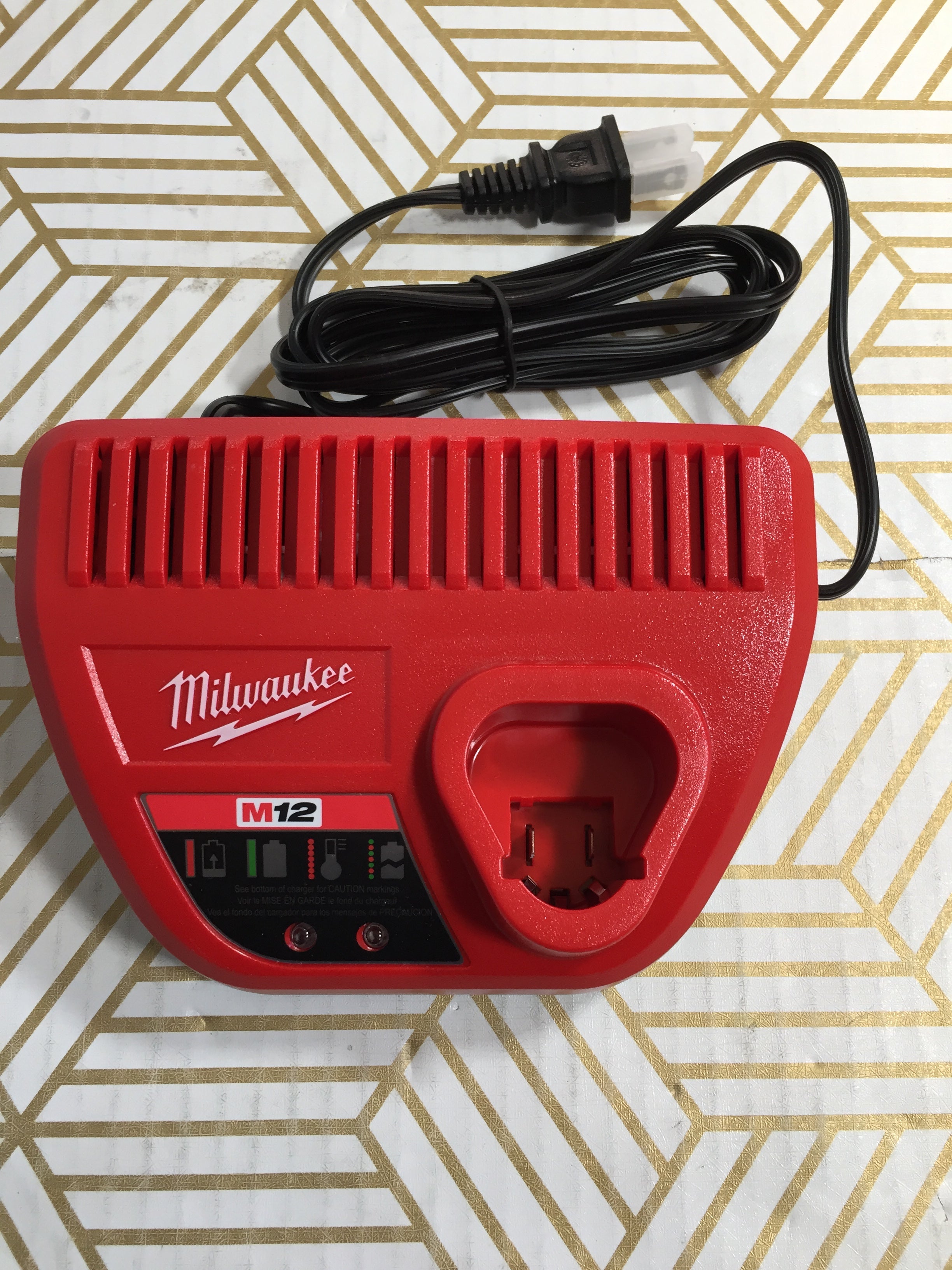Genuine Milwaukee M12 Trap Snake Driver with Charger *NO BATTERY* (7937484587246)